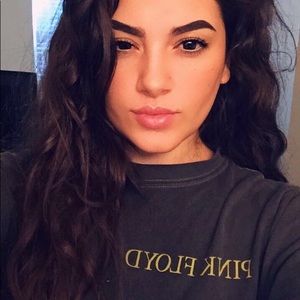 Meet your Posher, Kaylarae